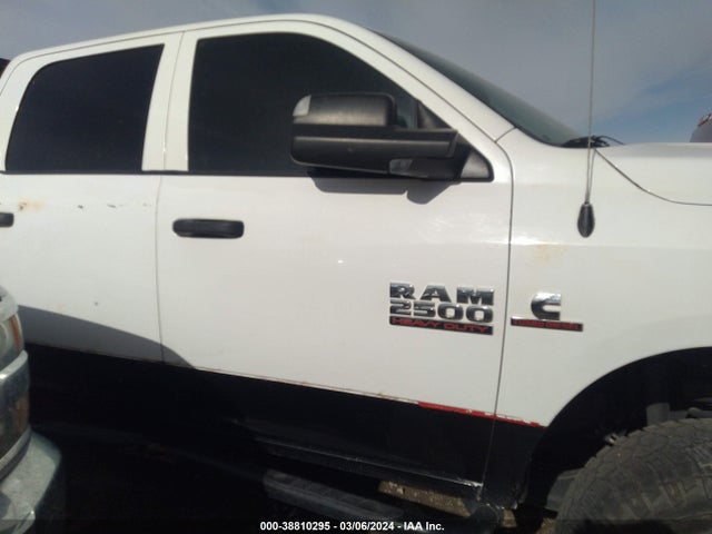 RAM 2500 Tradesman  4x4 8' Box 2018 3C6UR5HL6JG297783 Image 13