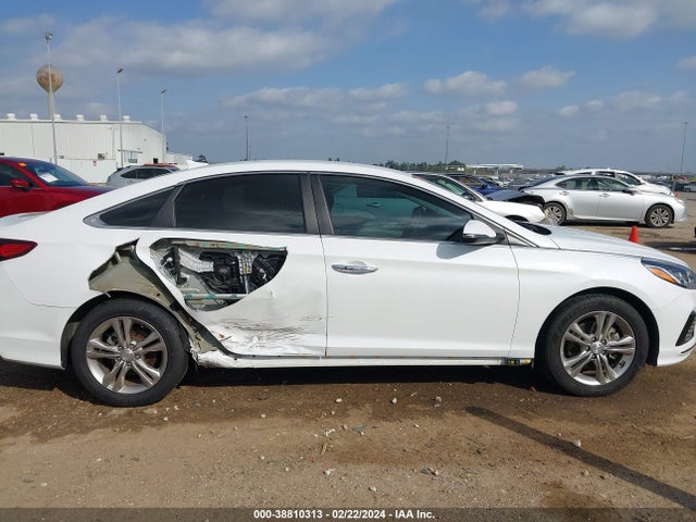 Hyundai SONATA SEL 2019 5NPE34AF4KH770263 Image 13