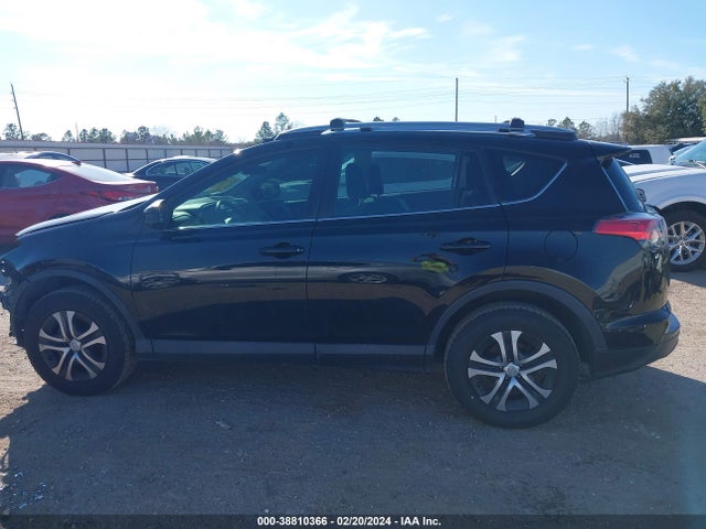 Toyota RAV4 LE 2018 2T3ZFREV0JW473599 Image 15