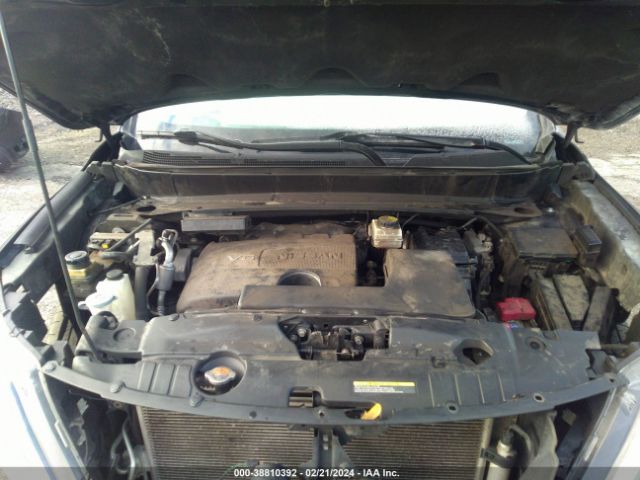 5N1DR2MM9JC623371 Nissan Pathfinder Sv