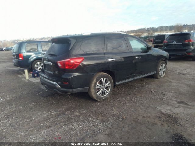 5N1DR2MM9JC623371 Nissan Pathfinder Sv