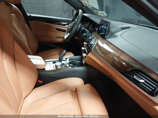 BMW 540i Xdrive 2017 WBAJE7C38HG887383 Image 5