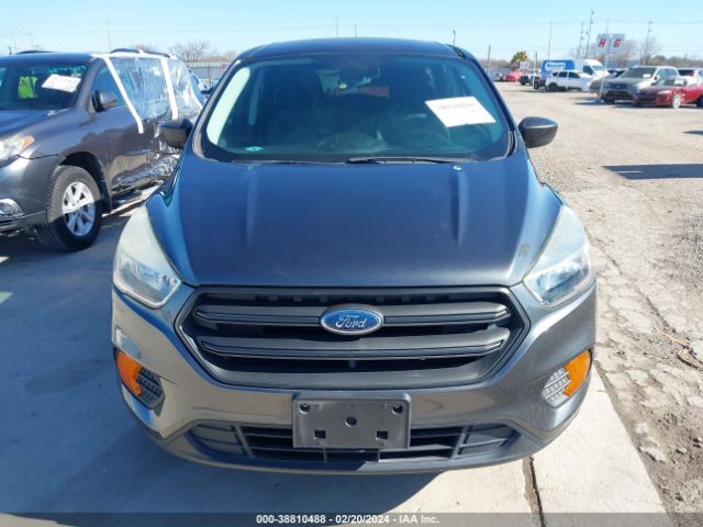 1FMCU0F76HUD84422 Ford ESCAPE S