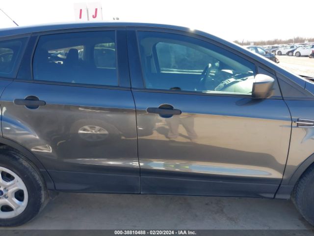 1FMCU0F76HUD84422 Ford ESCAPE S