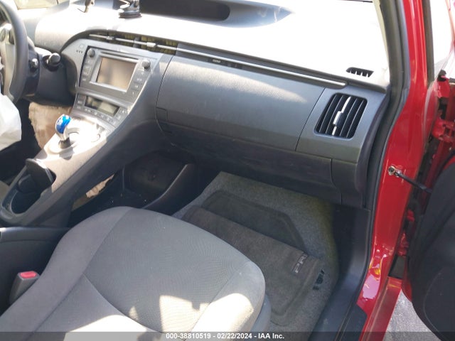 Toyota Prius Two 2015 JTDKN3DU3F0408798 Image 5