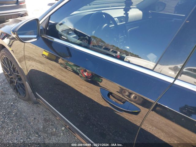 2016 VOLKSWAGEN PASSAT 1VWBT7A37GC043323 Photo 5