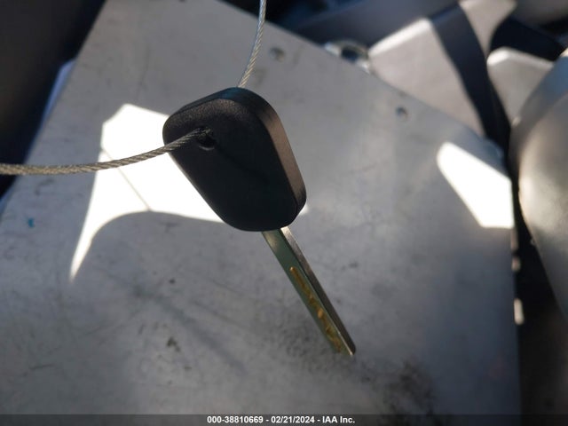 Chevrolet Express 2500 Work Van 2016 1GCWGBFF9G1129047 Image 11