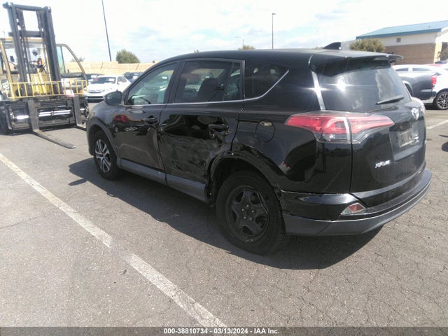 2018 TOYOTA RAV4 LE VIN: 2T3ZFREV6JW435701