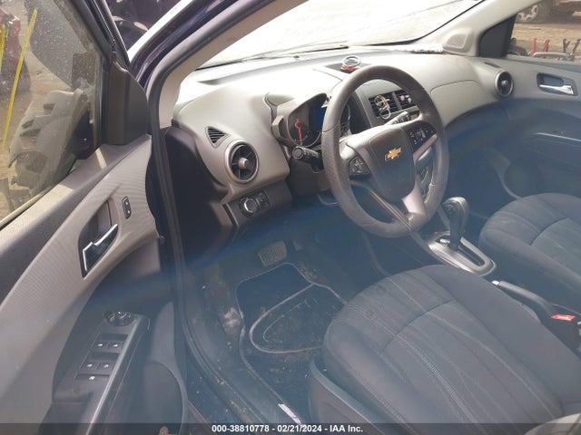 Chevrolet Sonic Lt Auto 2015 1G1JC6SH4F4126907 Image 5
