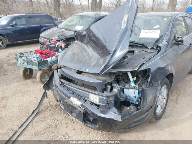 Chevrolet Sonic Lt Auto 2015 1G1JC6SH4F4126907 Image 6