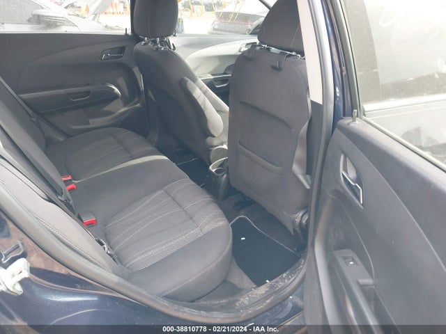 Chevrolet Sonic Lt Auto 2015 1G1JC6SH4F4126907 Image 8