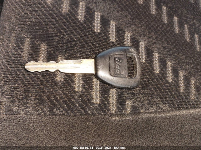2000 HONDA PRELUDE VIN: JHMBB624XYC008931