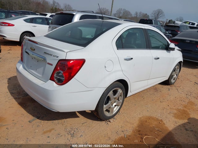 Chevrolet Sonic Ltz Auto 2015 1G1JE5SB6F4120462 Image 4