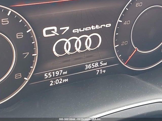 Audi Q7 3.0t Premium 2018 WA1VAAF78JD049450 Image 7