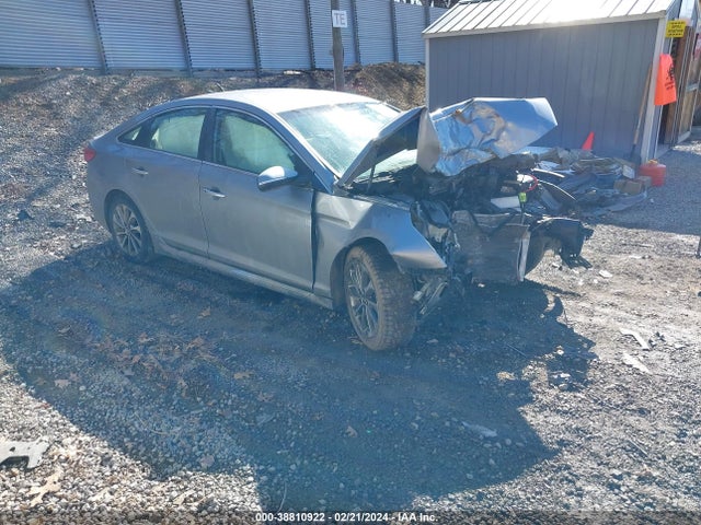 Hyundai Sonata Sport 2015 5NPE34AF2FH253517 Image 1