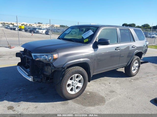 Toyota 4RUNNER SR5 2016 JTEBU5JR5G5339997 Image 2