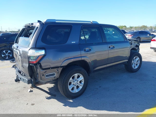 Toyota 4RUNNER SR5 2016 JTEBU5JR5G5339997 Image 4