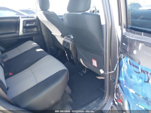 Toyota 4RUNNER SR5 2016 JTEBU5JR5G5339997 Image 8