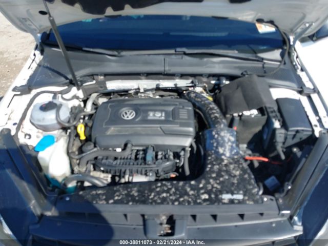 WVWLF7AU1GW109256 Volkswagen Golf R 4-door
