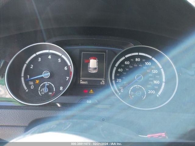 WVWLF7AU1GW109256 Volkswagen Golf R 4-door