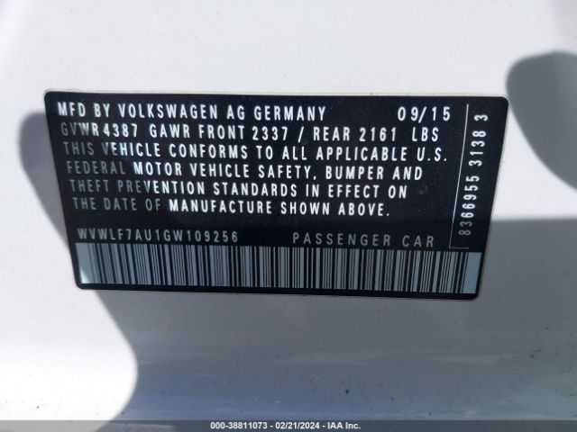 WVWLF7AU1GW109256 Volkswagen Golf R 4-door
