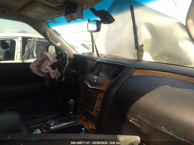 Infiniti QX80 2014 JN8AZ2NE7E9068765 Image 5