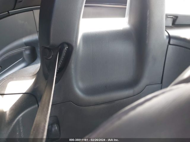2002 HONDA S2000 JHMAP11452T009221 Photo 7