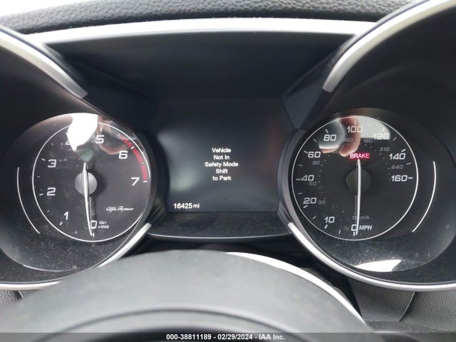 ZARFAMBN7N7665425 Alfa Romeo Giulia Veloce Ti Rwd