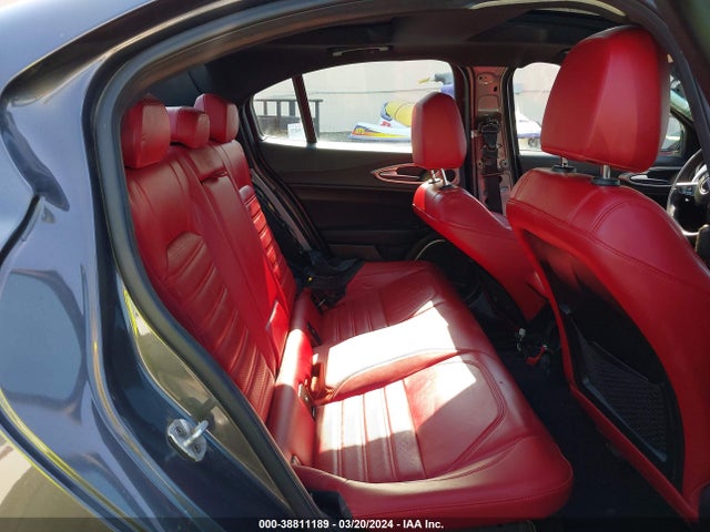 ZARFAMBN7N7665425 Alfa Romeo Giulia Veloce Ti Rwd