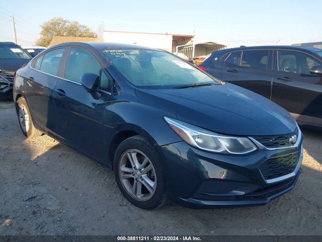2018 1G1BE5SM5J7189009 main image
