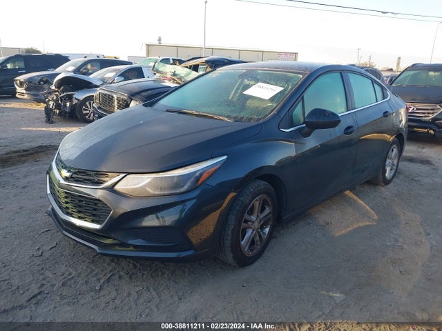 Chevrolet Cruze Lt Auto 2018 1G1BE5SM5J7189009 Image 2