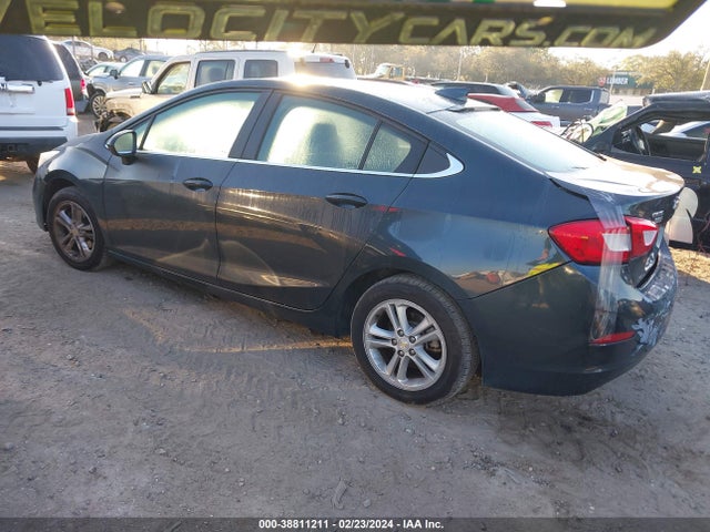 Chevrolet Cruze Lt Auto 2018 1G1BE5SM5J7189009 Image 3