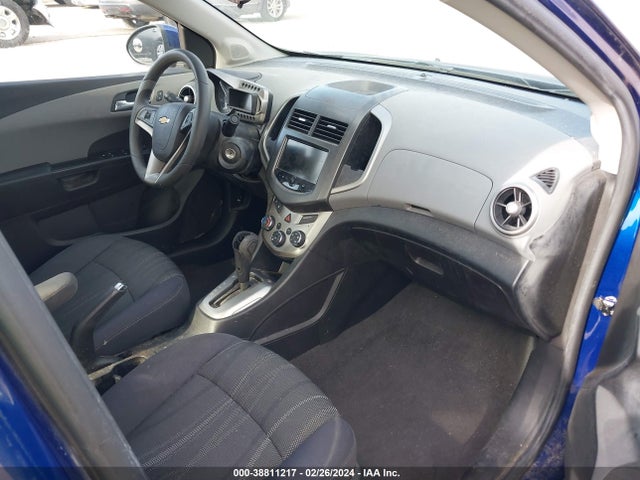 Chevrolet Sonic Lt Auto 2014 1G1JC5SH3E4167313 Image 5