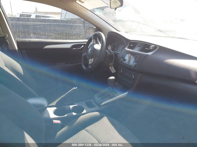 Nissan SENTRA S 2018 3N1AB7AP2JY256427 Image 5