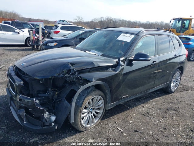 BMW X1 Xdrive28i 2014 WBAVL1C57EVY16611 Image 2