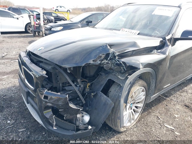 BMW X1 Xdrive28i 2014 WBAVL1C57EVY16611 Image 6
