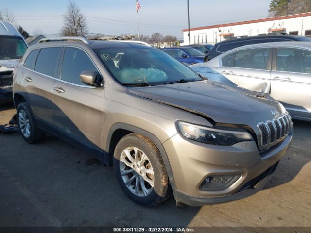 Auction sale of the 2019 Jeep Cherokee Latitude Fwd, vin: 1C4PJLCB7KD387913, lot number: 38811329