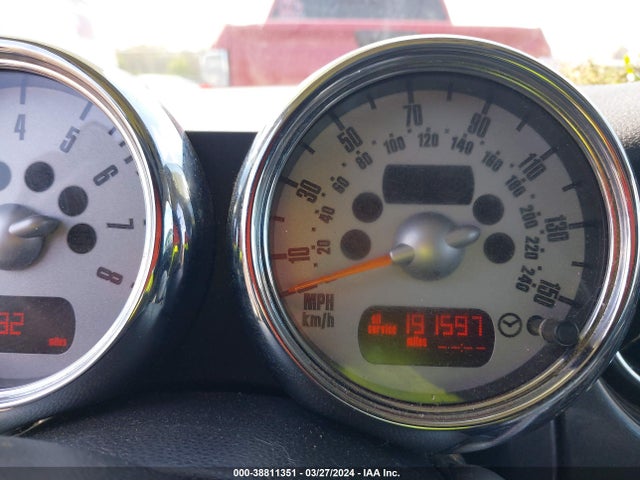 2005 MINI COOPER S WMWRE33515TL11568 Photo 6