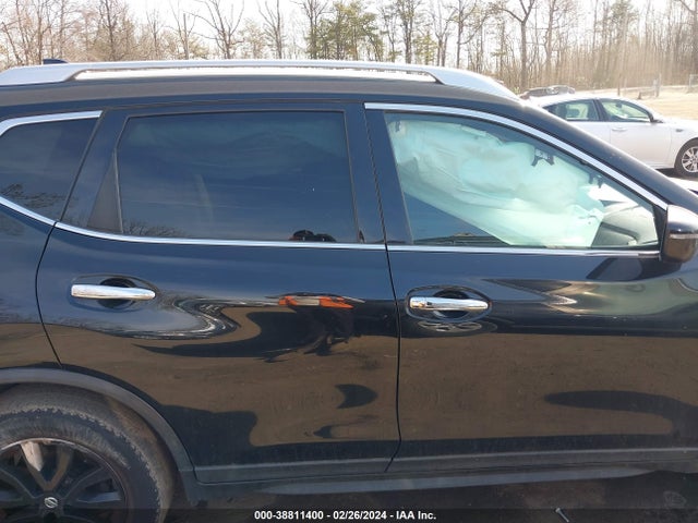 Nissan ROGUE SV 2019 KNMAT2MT6KP526090 Image 13