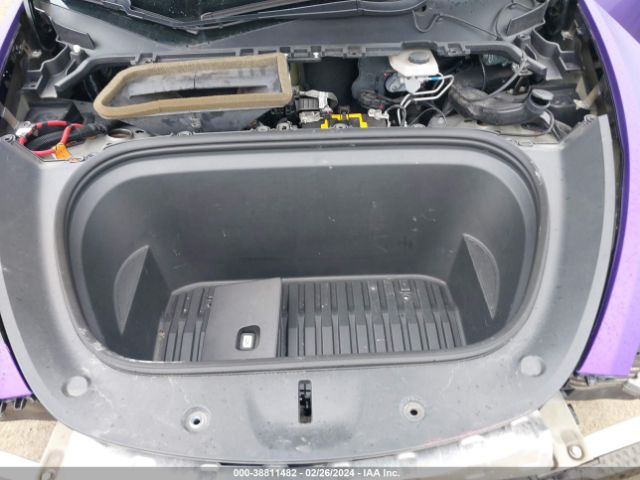5YJYGDEF8LF041467 Tesla Model Y Long Range Dual Motor All-wheel Drive/performance Dual Motor All-wheel Drive