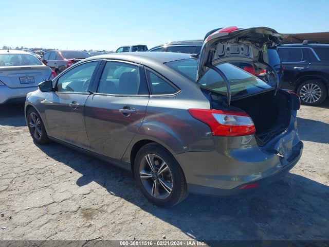 Ford FOCUS SE 2014 1FADP3F20EL106502 Image 3