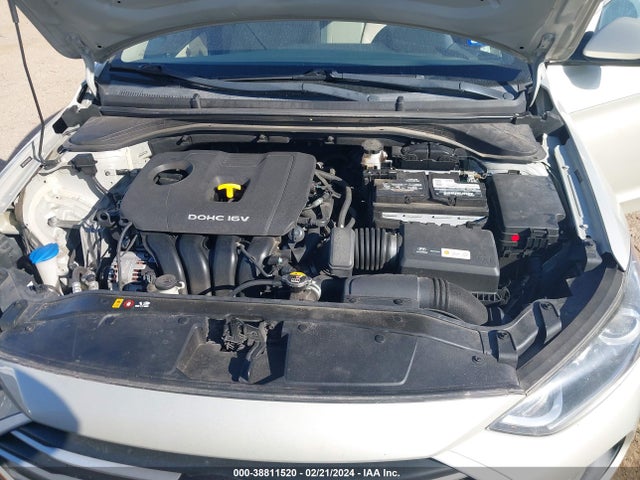 Hyundai ELANTRA SE 2017 5NPD74LF5HH202688 Image 10