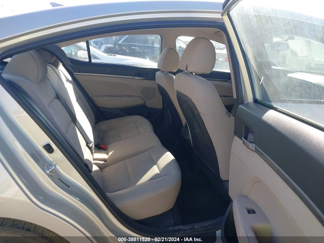 Hyundai ELANTRA SE 2017 5NPD74LF5HH202688 Image 8
