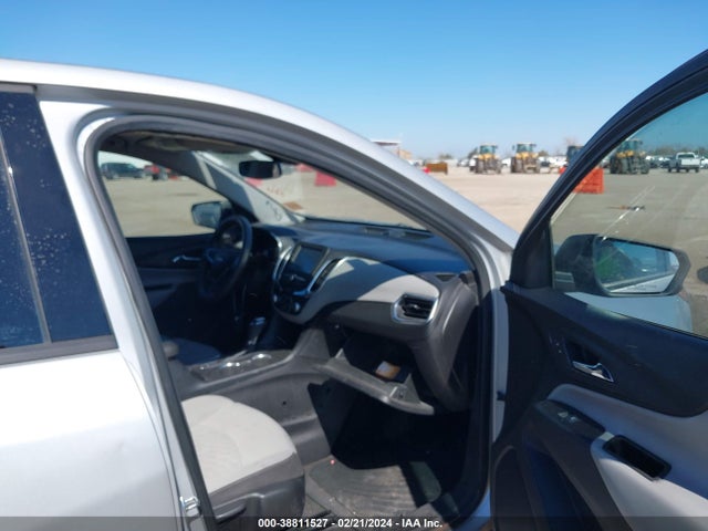 Chevrolet EQUINOX LS 2018 2GNAXHEV1J6133787 Image 5
