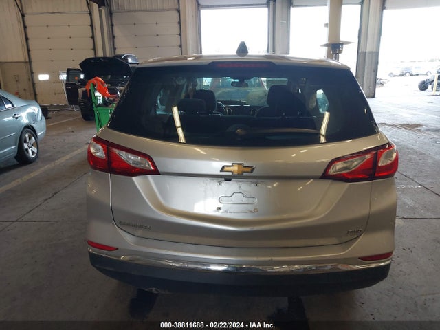 Chevrolet EQUINOX LS 2018 3GNAXREV5JS630784 Image 16