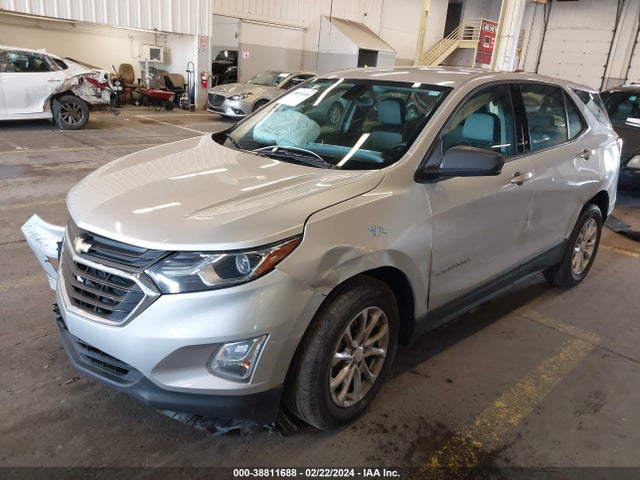 Chevrolet EQUINOX LS 2018 3GNAXREV5JS630784 Image 2