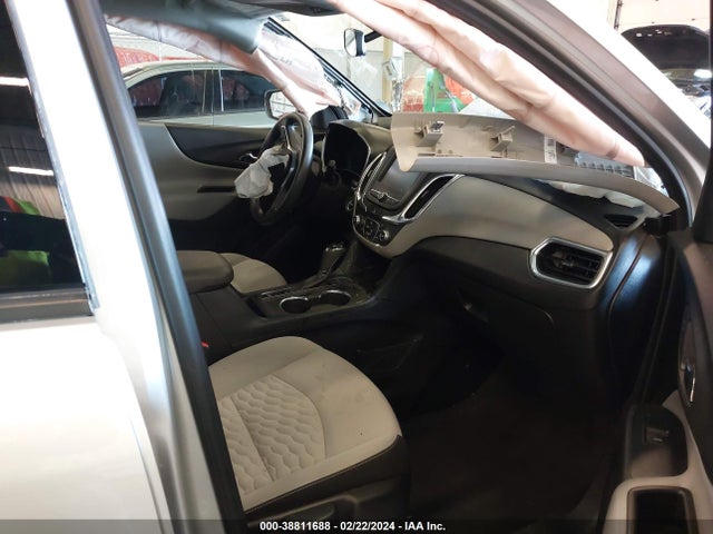 Chevrolet EQUINOX LS 2018 3GNAXREV5JS630784 Image 5