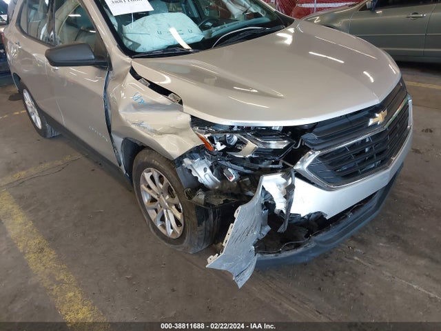 Chevrolet EQUINOX LS 2018 3GNAXREV5JS630784 Image 6