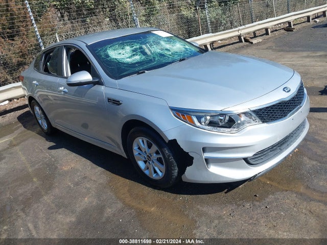 KIA Optima Lx 2018 5XXGT4L34JG236220 Image 1