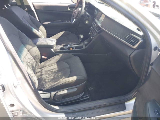KIA Optima Lx 2018 5XXGT4L34JG236220 Image 5